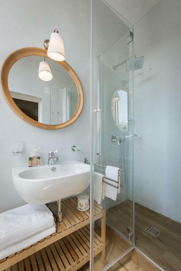 In Private Estate,shared Pool,parking,3km To Ponte Vecchio Villa Florencia